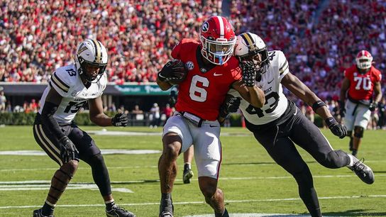 No. 1 Georgia makes quick work of Vandy, 55-0 (College Football)