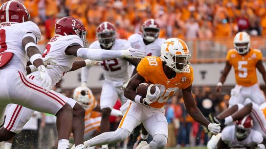 No. 6 Tennessee shocks No. 3 Alabama on FG as time expires (College Football)