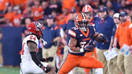No. 18 Syracuse remains undefeated with 24-9 win over No. 15 NC State (College Football)