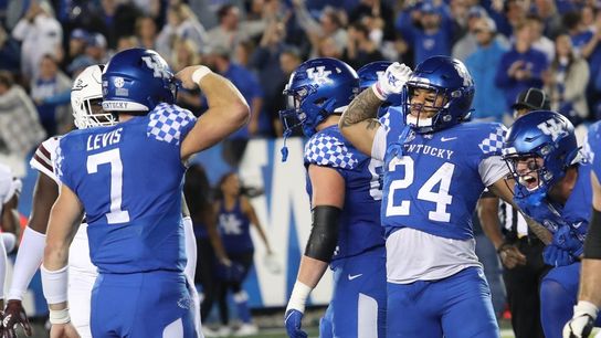No. 22 Kentucky rallies to topple No. 16 Mississippi State (College Football)