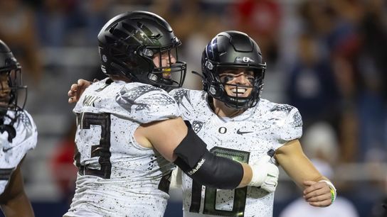 No. 9 UCLA, No. 10 Oregon meet in Pac-12 battle of unbeatens (College Football)