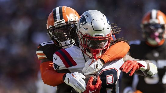 Browns LB Jacob Phillips injures pectoral for second straight year (NFL)