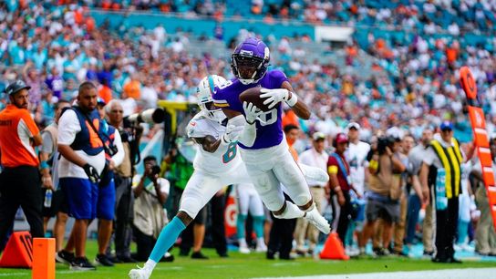 Vikings knock off Dolphins 24-16 to win fourth straight (NFL)