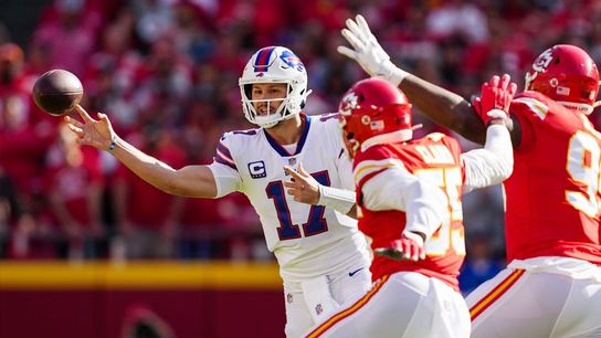 Bills beat Chiefs to claim top spot in AFC (NFL)