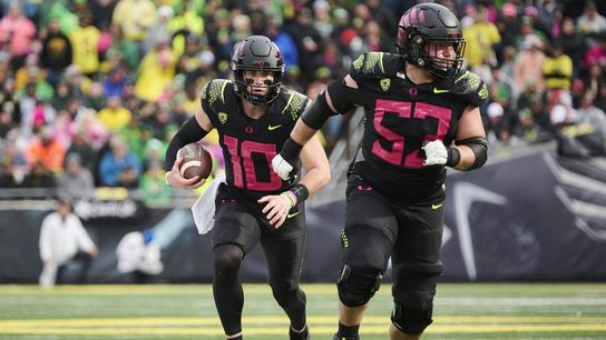 No. 8 Oregon aims to keep rolling against Cal (College Football)