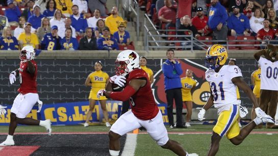 Louisville rallies, runs away from Pitt in 4th quarter (College Football)