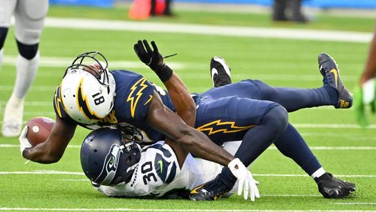 Report: Chargers WR Mike Williams (ankle) to miss time (NFL)