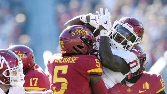Eric Gray powers Oklahoma to win at Iowa State (College Football)