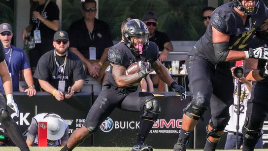 UCF upsets No. 20 Cincinnati, 25-21, on last-minute TD (College Football)