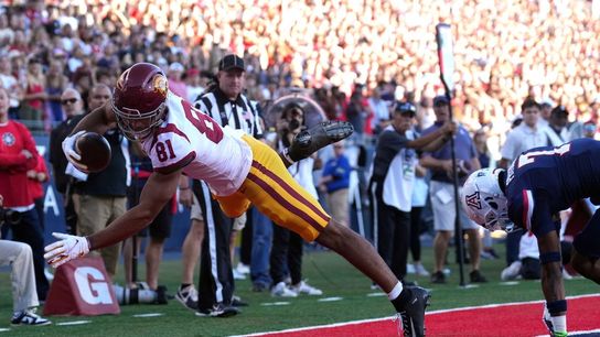Caleb Williams throws 5 TDs as No. 10 USC defeats Arizona (College Football)