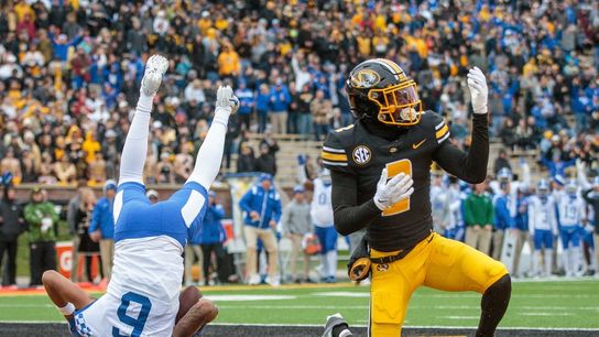 Will Levis' third TD pass lifts Kentucky over Missouri (College Football)