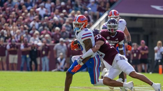 Anthony Richardson (4 TDs) fuels Florida past Texas A&M (College Football)