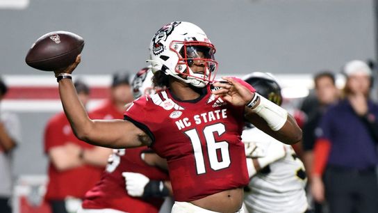 MJ Morris leads No. 22 North Carolina State to win over No. 21 Wake Forest (College Football)