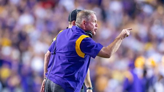 LSU heads to Arkansas with SEC West title within grasp (College Football)
