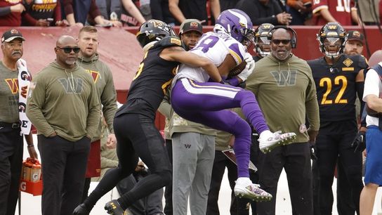 Vikings rally past Commanders in fourth quarter, improve to 7-1 (NFL)