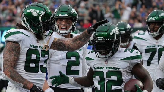 Jets rally from double digits, hold strong to stun Bills (NFL)