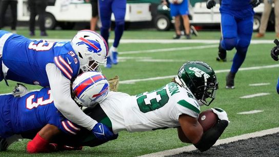 Reports: Packers work out RB James Robinson (NFL)