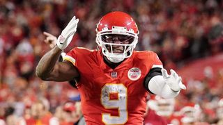 Chiefs WR JuJu Smith-Schuster ruled out vs. Chargers (NFL)