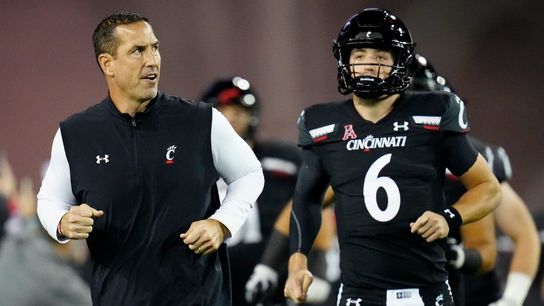 Conflicting report: Will Luke Fickell or Jim Leonhard coach Wisconsin? (College Football)