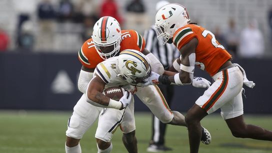 Miami takes advantage of turnovers to beat Georgia Tech (College Football)