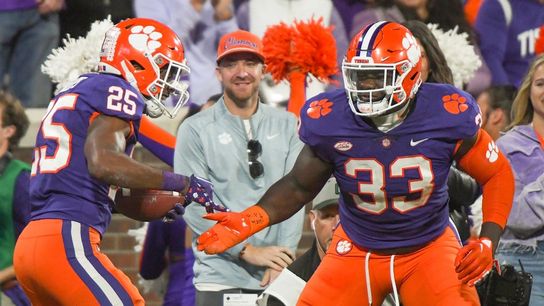 DJ Uiagalelei powers No. 10 Clemson past Louisville (College Football)