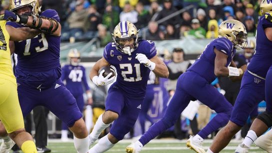 Peyton Henry kicks No. 25 Washington to upset of No. 6 Oregon (College Football)
