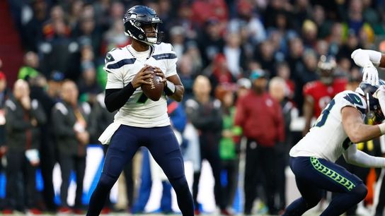 Raiders look to carry momentum into meeting with rested Seahawks (NFL)