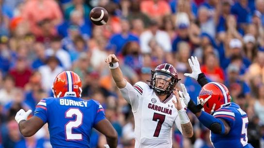 No. 5 Tennessee keeps nose in title chase, eyes on South Carolina (College Football)