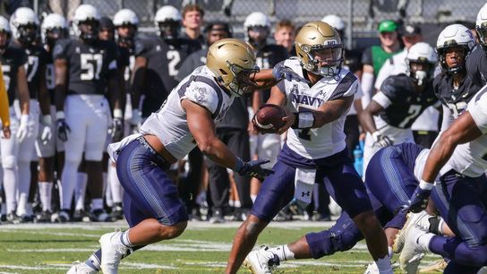 Navy's potent rushing attack sinks No. 20 UCF (College Football)