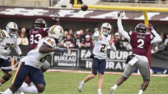 Will Rogers lifts Mississippi State in rout of East Tennessee State (College Football)