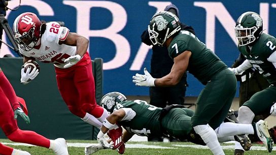 Indiana halts slide, rallies past Michigan State in 2OT (College Football)