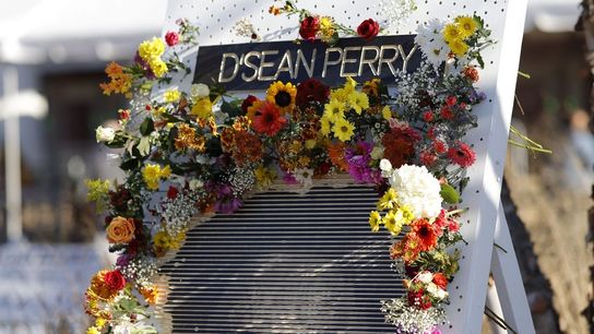 Virginia remembers 3 slain football players at graduation (College Football)