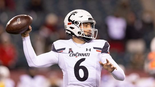 Cincinnati QB Ben Bryant transfers to Northwestern (College Football)