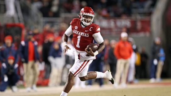 Arkansas QB KJ Jefferson returning in 2023 (College Football)