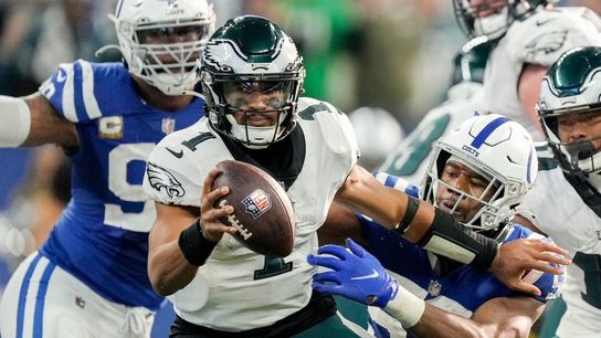Desperate Packers take shot at suddenly mortal Eagles (NFL)