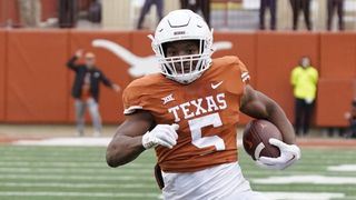 Texas RB Bijan Robinson among big winners on awards' night (College Football)