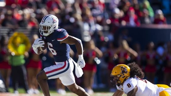 Arizona holds on to beat ASU for first time in 6 years (College Football)