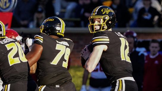 Missouri beats rival Arkansas to gain bowl eligibility (College Football)