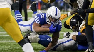 Running backs express outrage at lack of contract action (NFL)