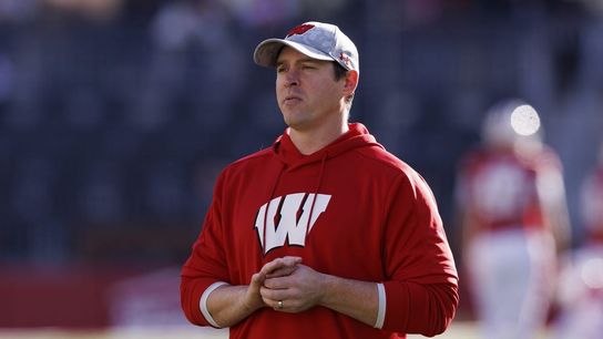Wisconsin DC Jim Leonhard will leave after bowl game (College Football)