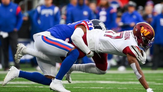 Broncos sign CB Fabian Moreau, WR Tim Patrick to IR (NFL)