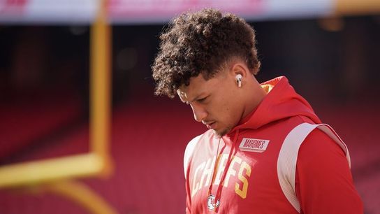 Chiefs QB Patrick Mahomes unfazed by foot issue (NFL)