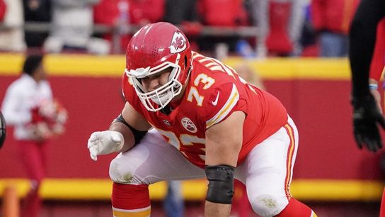 Report: Chiefs G Nick Allegretti played with torn UCL in Super Bowl (NFL)