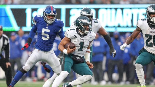 Eagles secure playoff berth with rout of Giants (NFL)