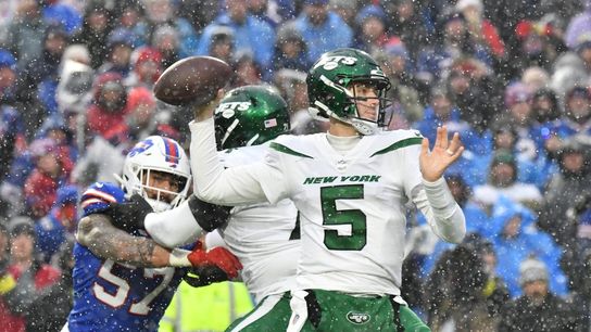 QBs in spotlight as Lions, Jets continue playoff push (NFL)