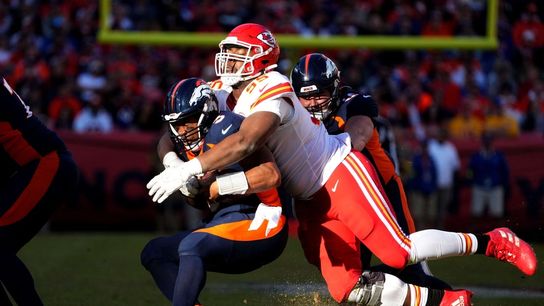 Broncos monitoring status of Russell Wilson (concussion) (NFL)