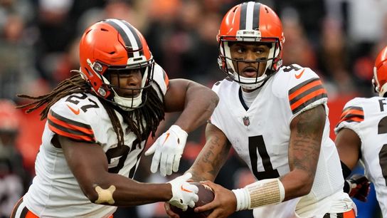 Report: Browns bring back RB Kareem Hunt (NFL)