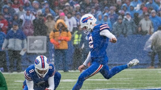 Bills K Tyler Bass signs four-year contract extension (NFL)