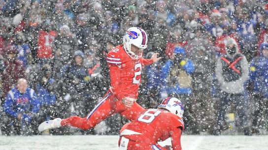 Bills clinch playoff berth with last-second win vs. Dolphins (NFL)