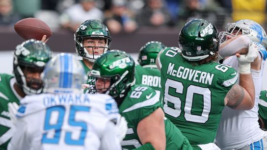 Report: Jets C Connor McGovern dislocates kneecap (NFL)